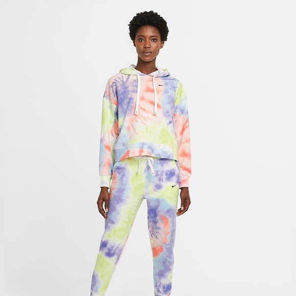 Women’s Nike Tie Dye Dry Fit Running Shirts and Matching Hoodie 🩷💛🤍💜 - Picture 4 of 4